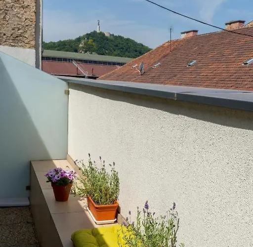 Apartment Erkel Rooftop *