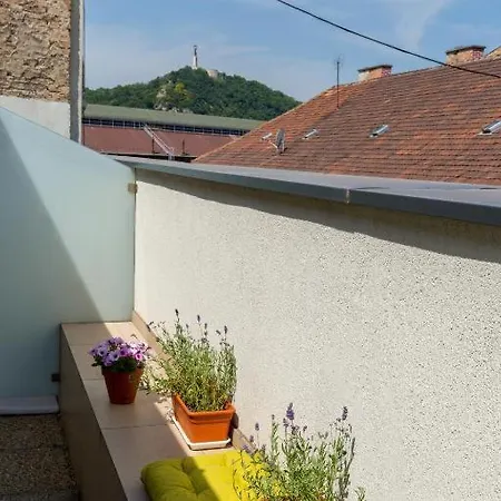 Appartement Erkel Rooftop *